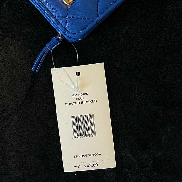Steve Madden Quilted Wallet Royal Blue - Picture 8 of 8